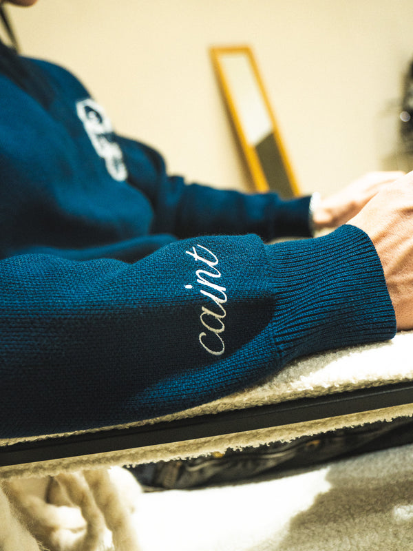 CAINT NAVY KNITTED JUMPER